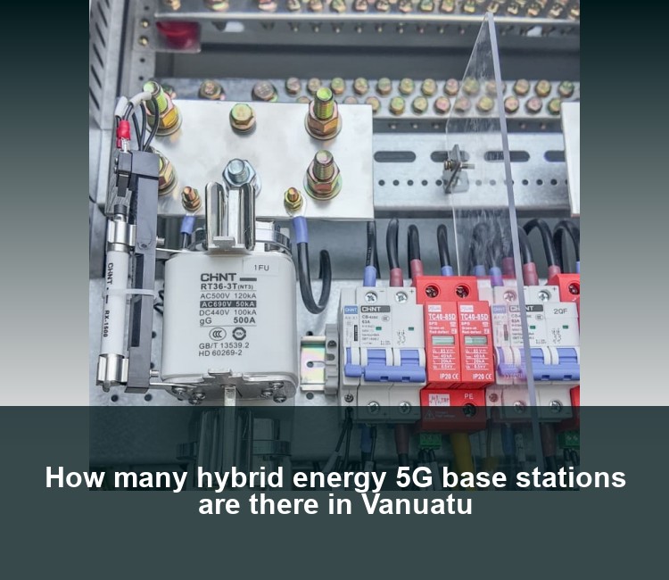 How many hybrid energy 5G base stations are there in Vanuatu